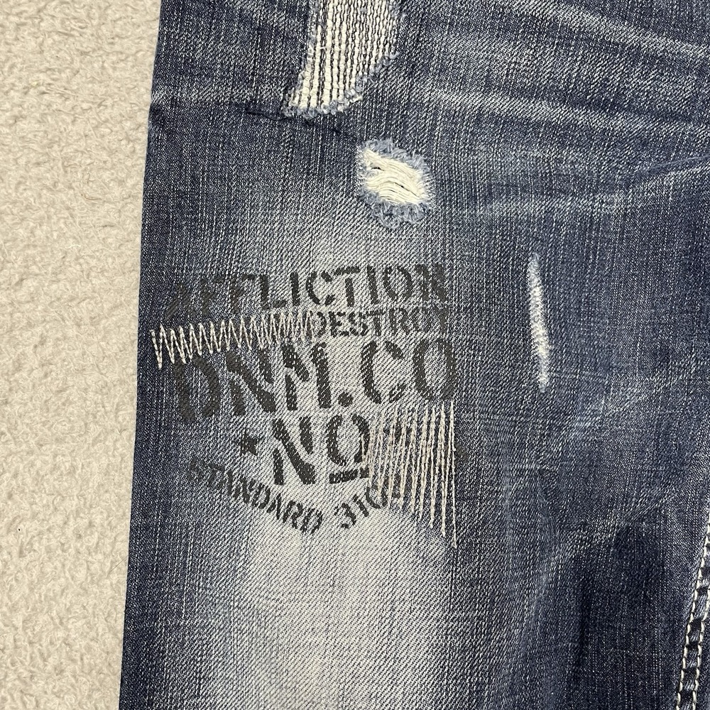 Affliction Cooper Relaxed Boot Jeans Mens 33x32 Blue Distressed Typhoon Wash - Picture 4 of 15